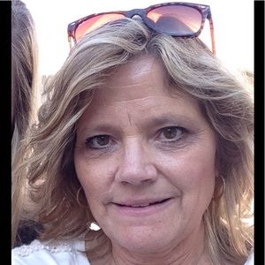 Meet your Posher, Stacey