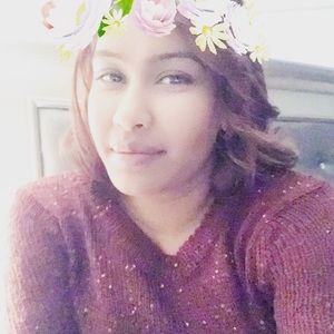 Meet your Posher, Akleema