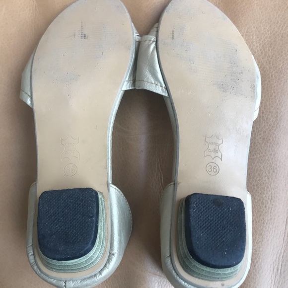 Vintage Prada gold sandals size 36 - Picture 6 of 7