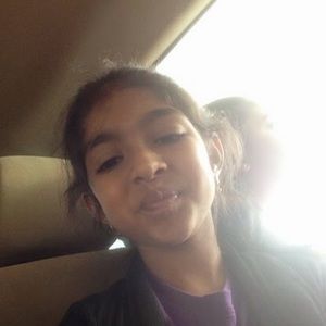 Meet your Posher, Preya