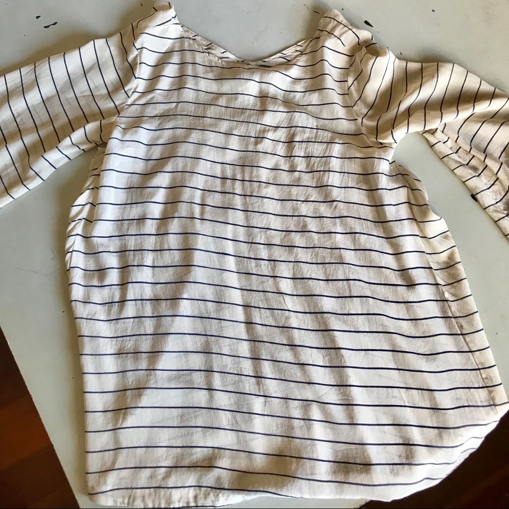 Acacia Tortolla dress in navy strip size small