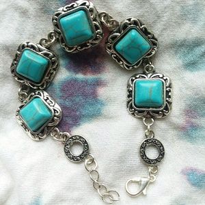 Silver and turqoise bracelet