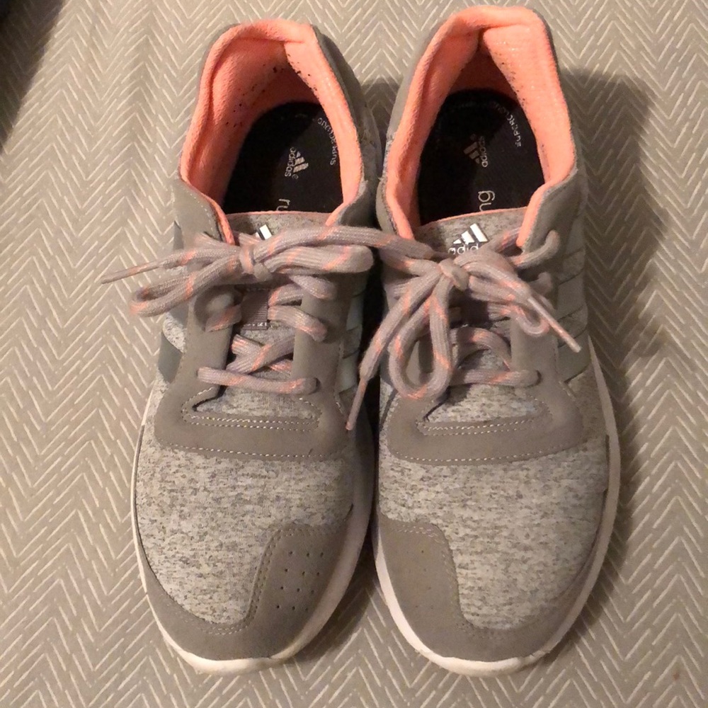 Adidas Sneakers