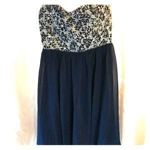 Blue strapless cocktail dress