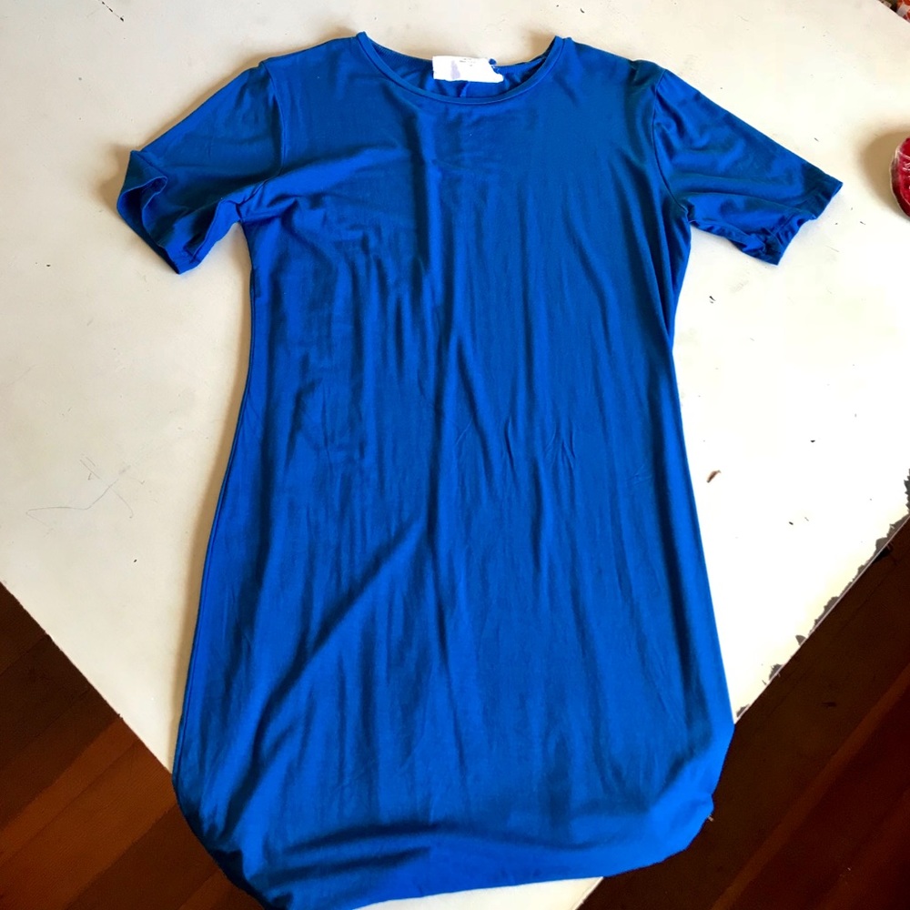 Acacia mini dress in size Medium