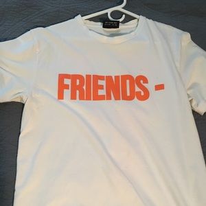 VLONE White Tee (FRIENDS-)