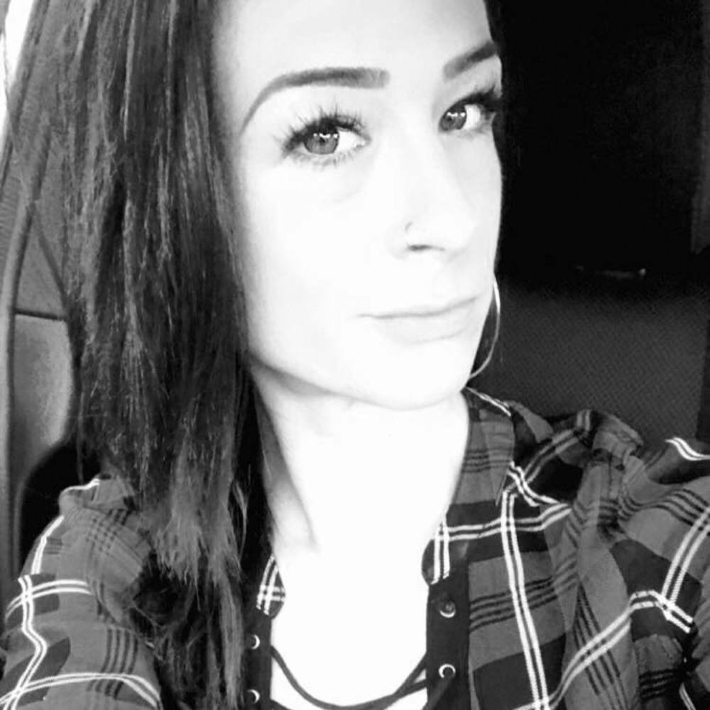 Meet your Posher, Chrissy