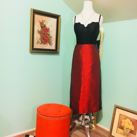 Vintage Dolce & Gabbana Red Pencil Skirt w Leather - Picture 2 of 7
