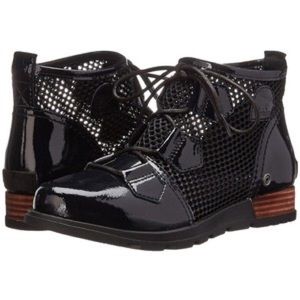 Sorel Women’s 8 Patent Blk Major Mesh Lace Booties
