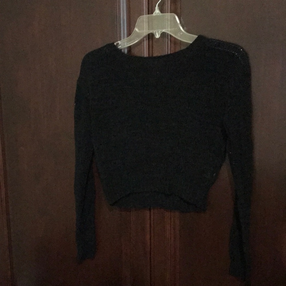 Black crop sweater