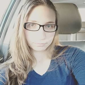 Meet your Posher, Alisha