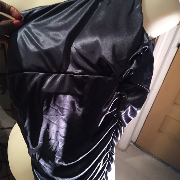 Short dresses - Picture 6 of 8