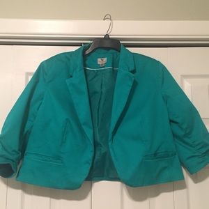 Cropped Blazer