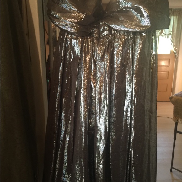 Mini dresses - Picture 2 of 8