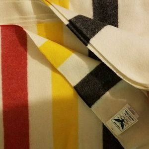 Pendleton Blanket - 5h Avenue Fringed NWT