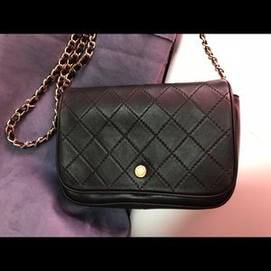 Chanel WOC style cross body bag