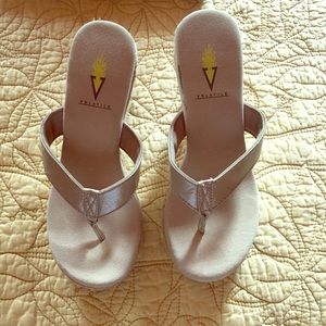 Volatile High heel flip flops