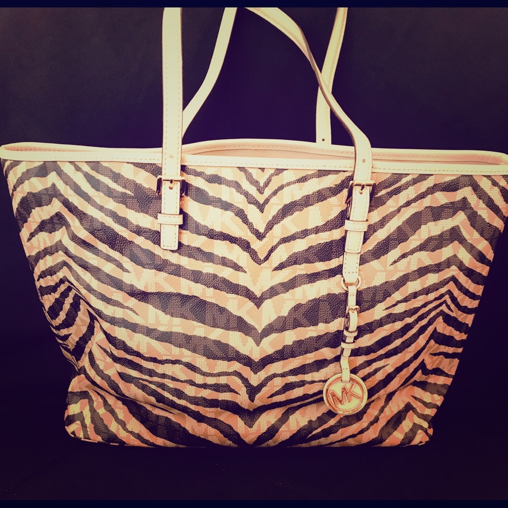 MK Jet Set Tote