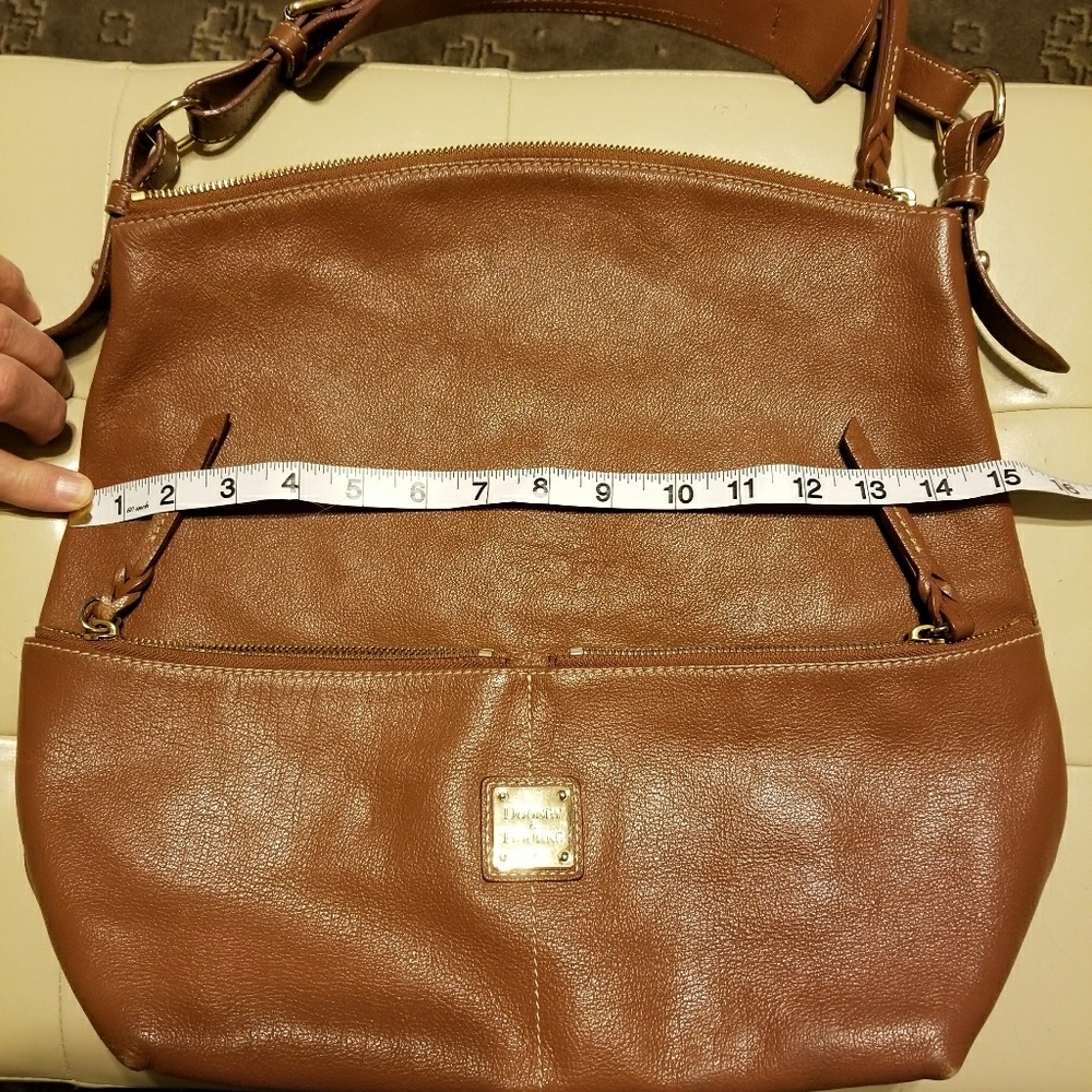 Bundle of 2 Dooney bags