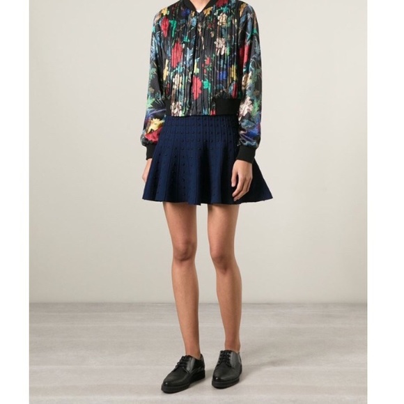 Alice+Olivia Black Floral & Bird Print Silk Jacket - Picture 2 of 8