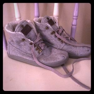 Adorable TOMS booties!