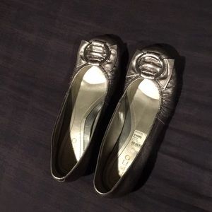 Liz & Co Flats - Silver - Size 8