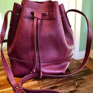 JCREW small bucket bag. Pebbled leather.