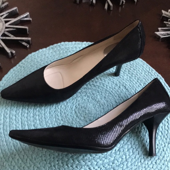 Calvin Klein Shoes - • Classic Black Calvin Klein pumps