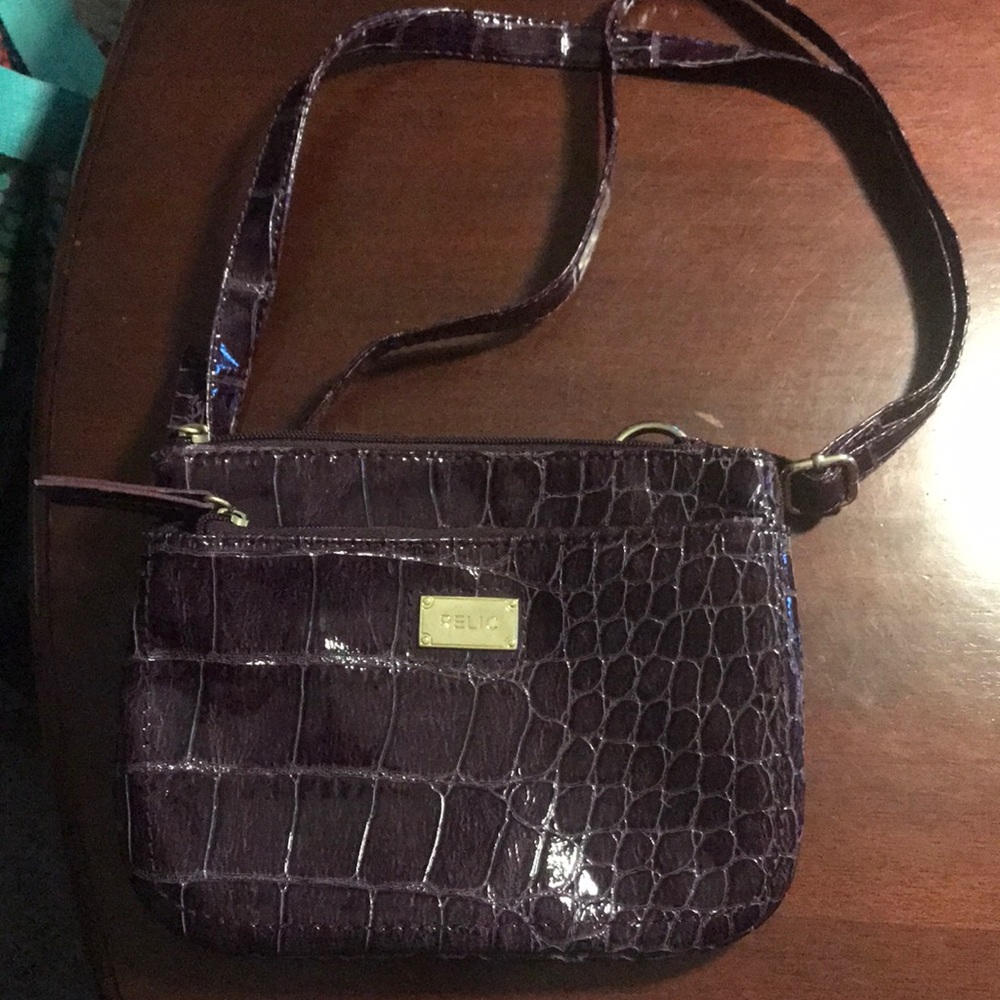 Relic small purse