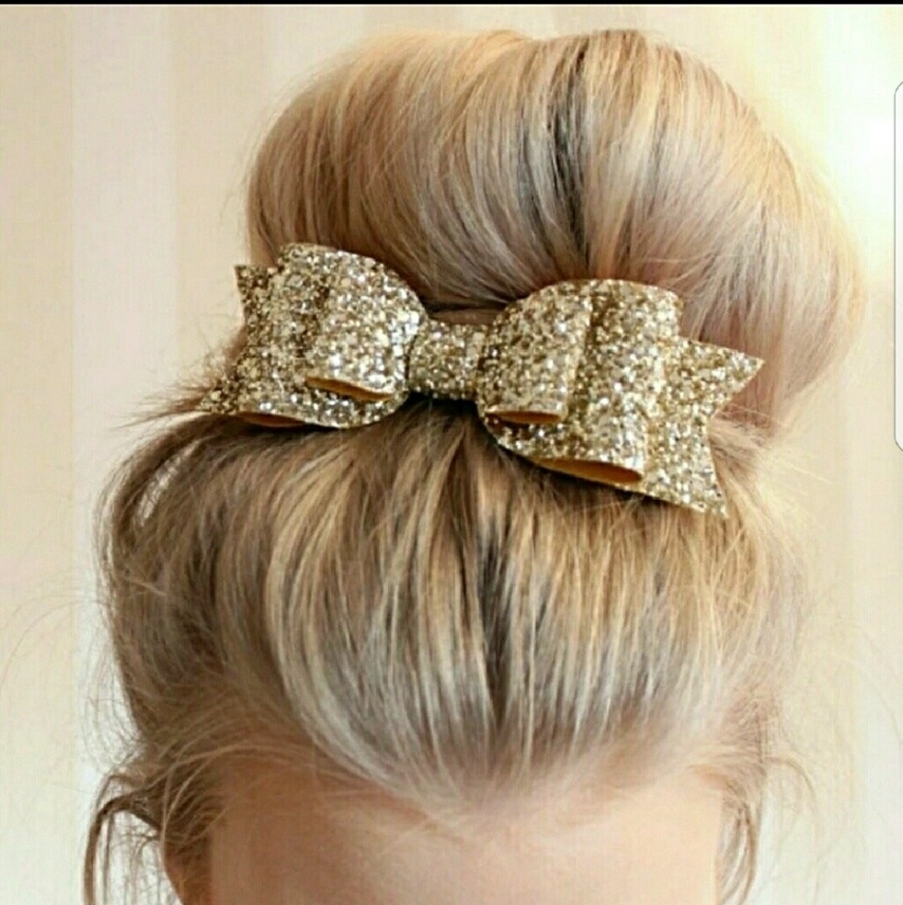 💜💜Beautiful Bow Barrette