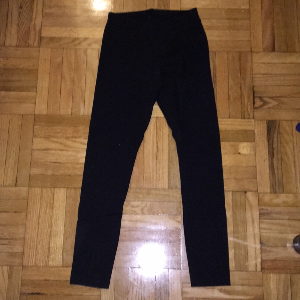 Thick black leggings