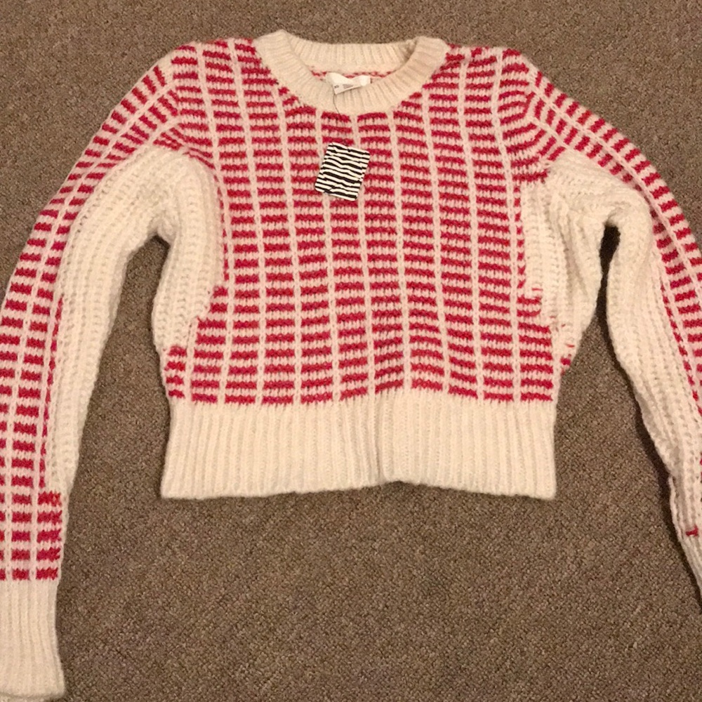 urban outfitters crop top sweater