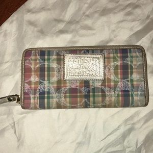 Coach Poppy Daisy Madras Zip Wallet