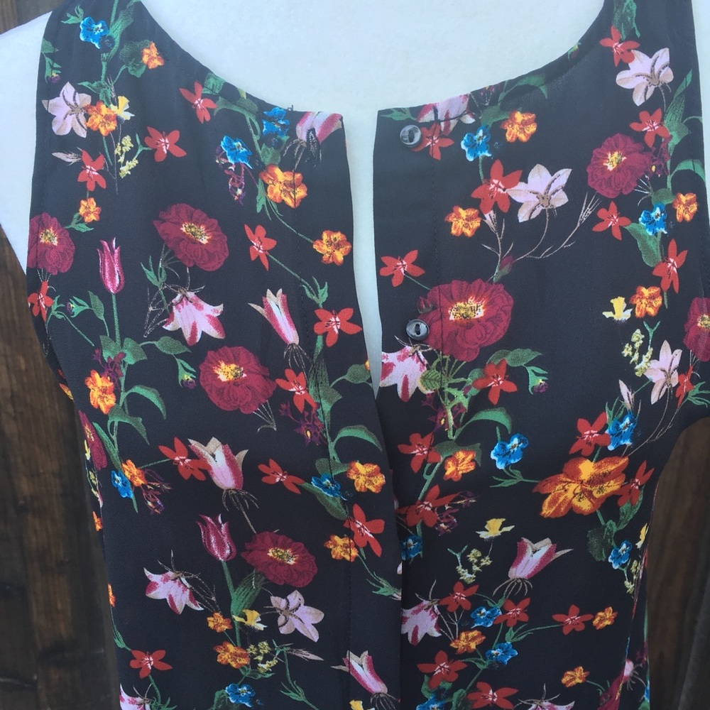 Floral Blouse - Picture 5 of 6