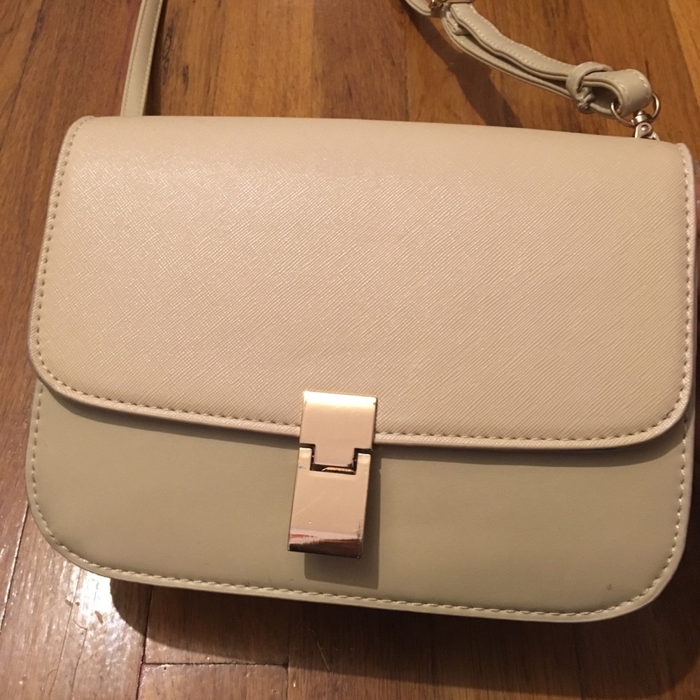 Beige crossbody bag