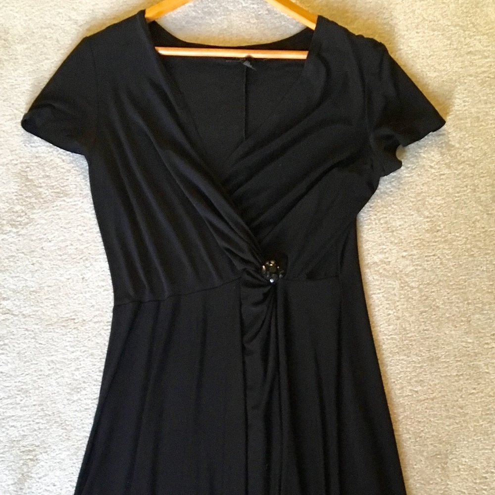 Ballerina-Style Dress w/Brooch