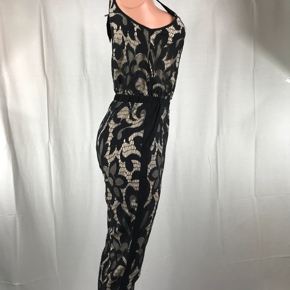 Black Lace Cut-out Spaghetti Straps Jumpsuit - Picture 4 of 8