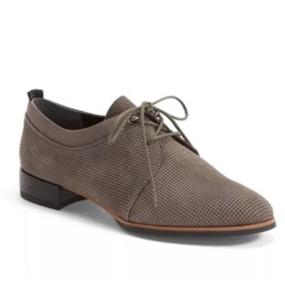 Franco Sarto Acropolis Oxford Flat size 8.5