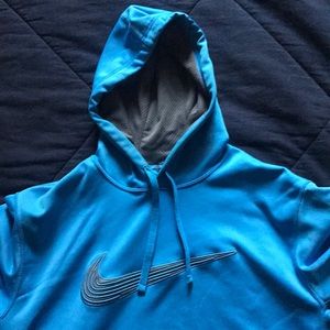 nike thermafit hoodie