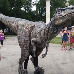 Meet your Posher, Monica