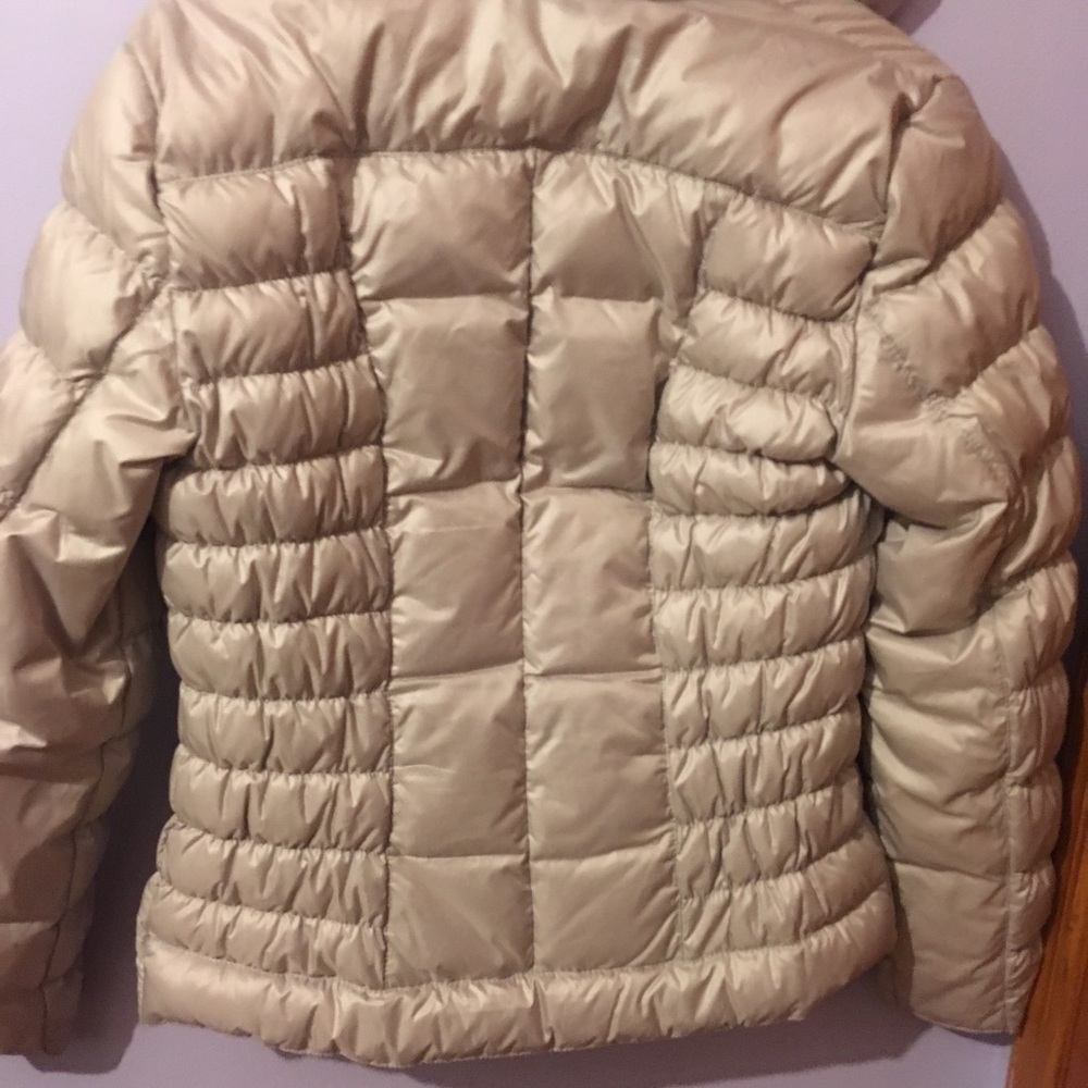 Light Puffer Jacket - image 4