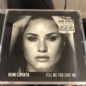 Demi Lovato new album on CD, Tell me you love Me