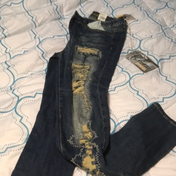 Jeans - Picture 3 of 4