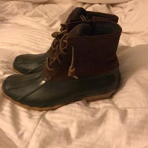 Sperry duck boots (short booties)