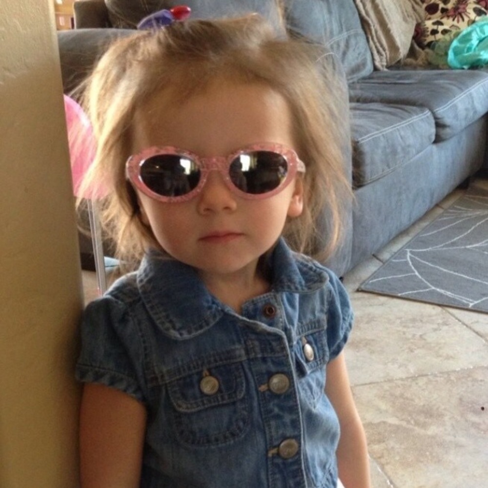 Meet your Posher, Kelly