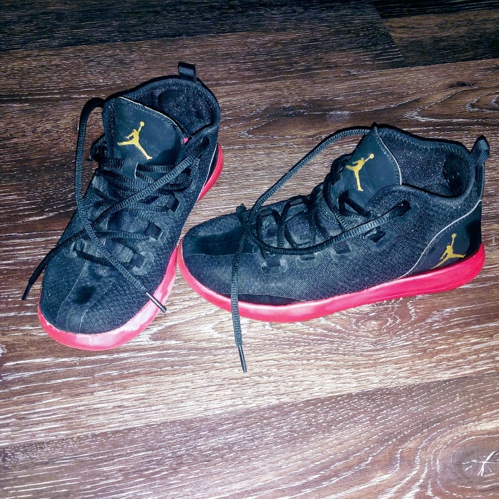 Boys Jordan Retro 2016