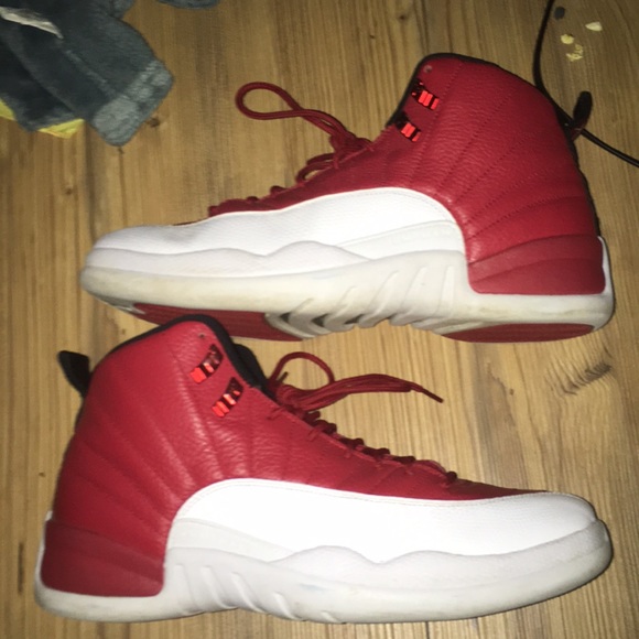 jordan 12 gym red - Picture 2 of 4