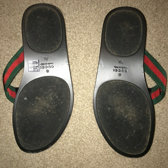 Gucci Flip-Flops - Picture 2 of 3
