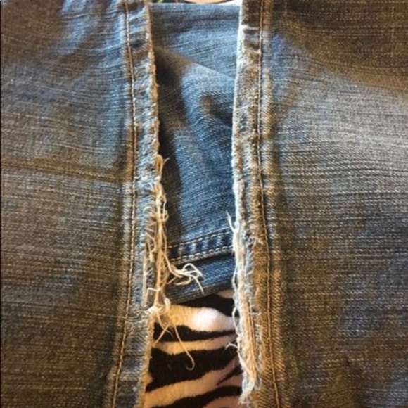 Miss Me Jeans - Picture 3 of 8