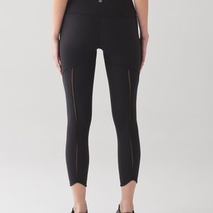 Black lululemon leggings